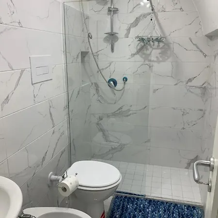 A Cas E Nanninell * Neapol